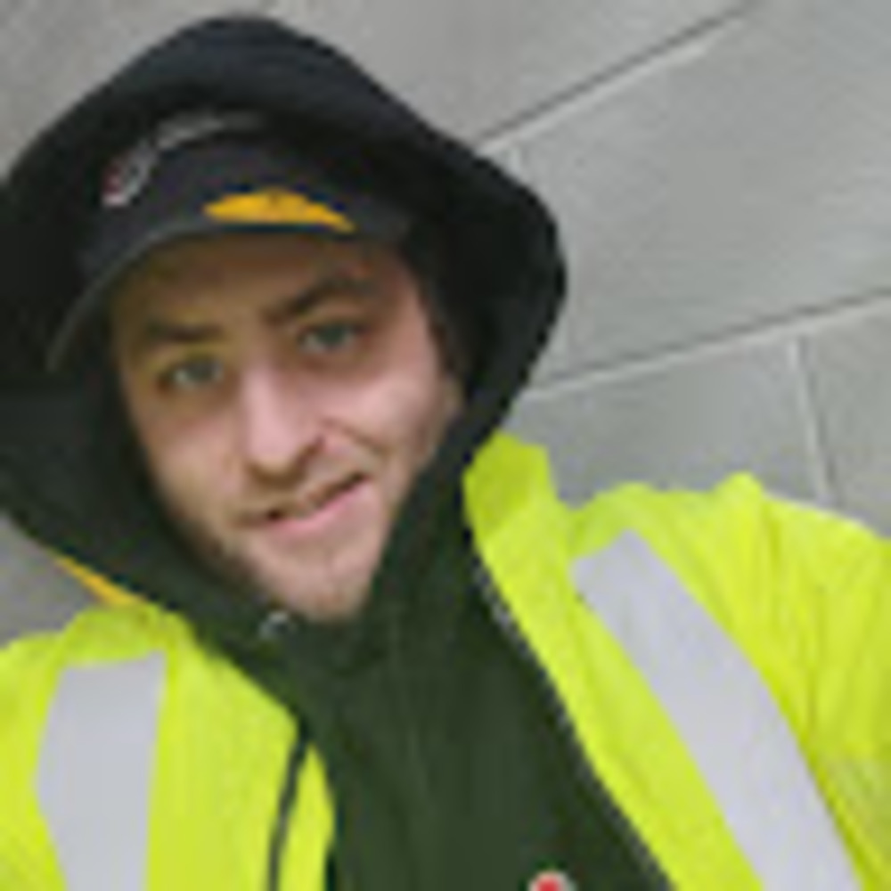 Meet your Posher, Dakota